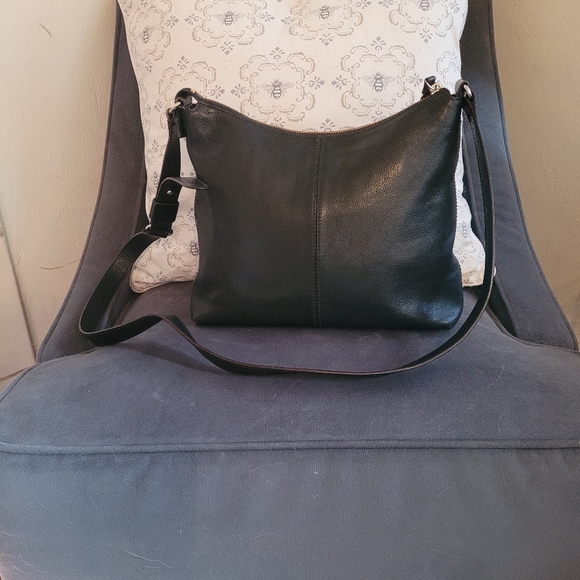 Kate Spade Black Leather Cossbody - Picture 3 of 14